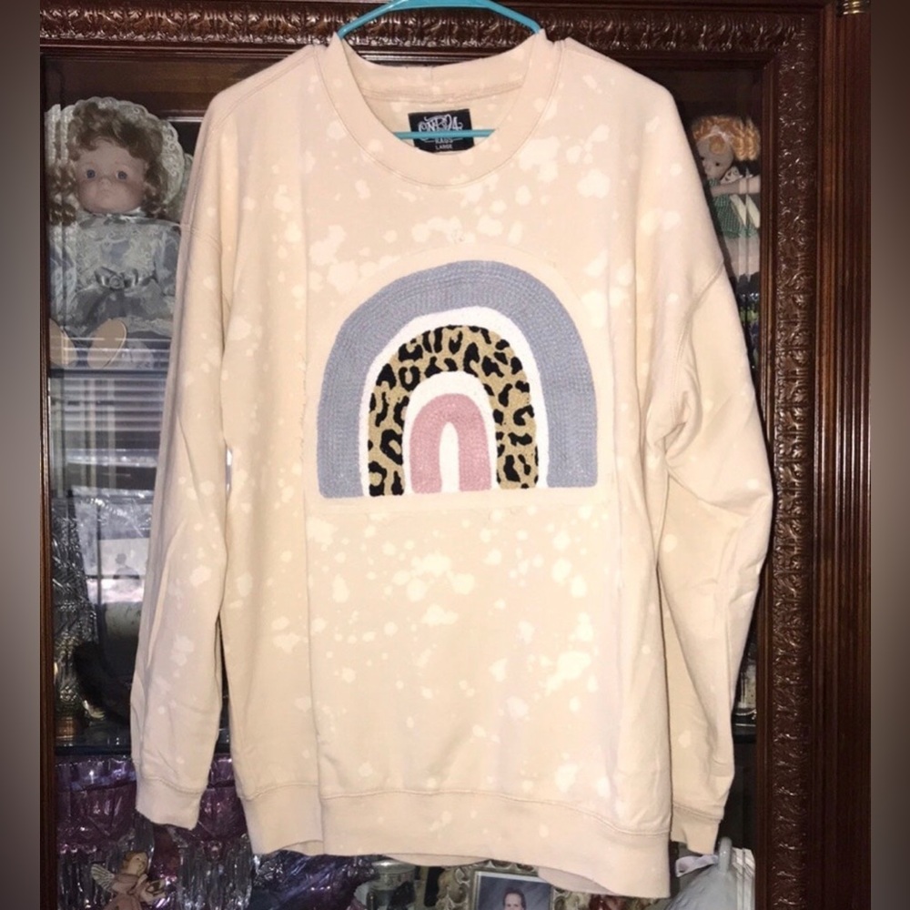 Rainbow Pullover